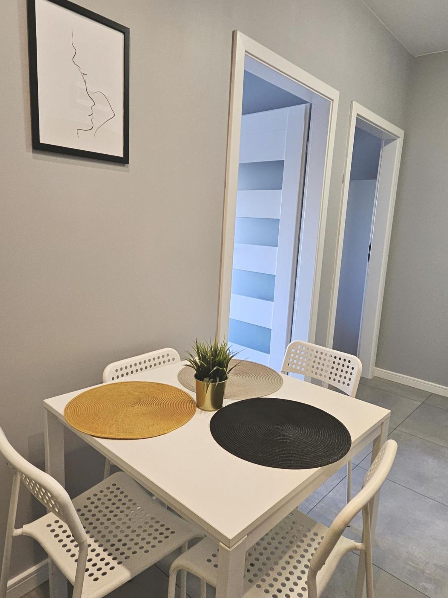 Urban Jungle - Silver Apartment Białystok Extérieur photo